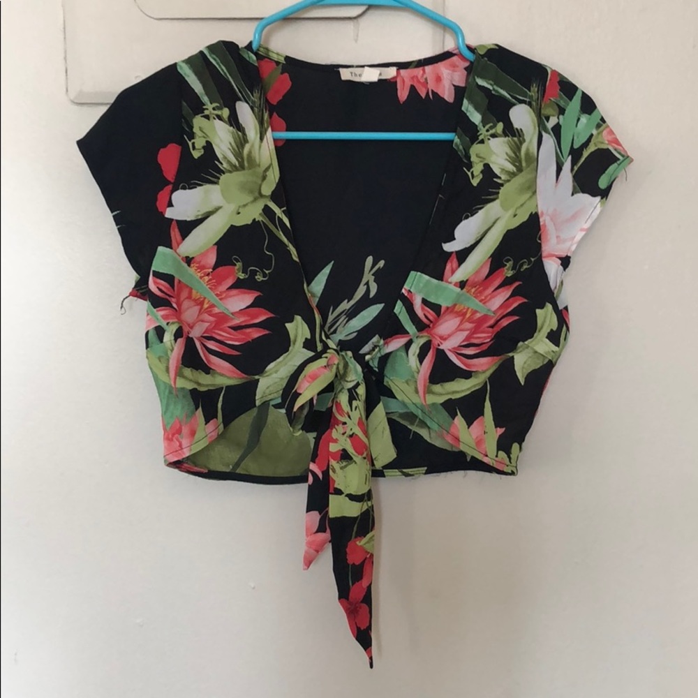 Tropical tie up crop top